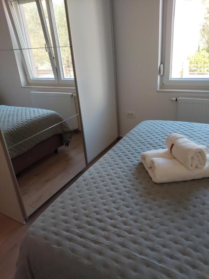 Guesthouse Dijana - B&B Bibinje