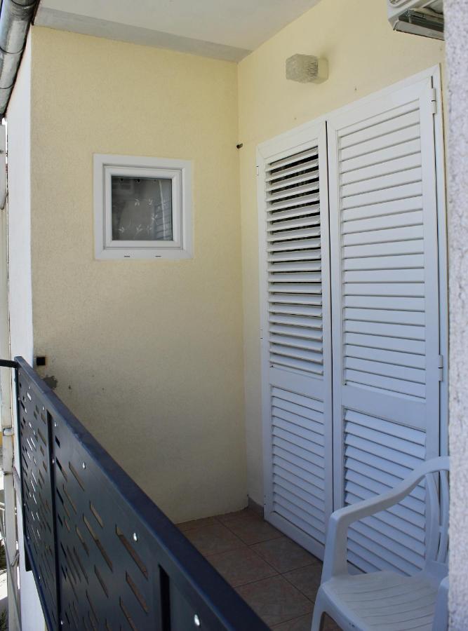 Apartments Jozo Baška Voda - B&B Baška Voda