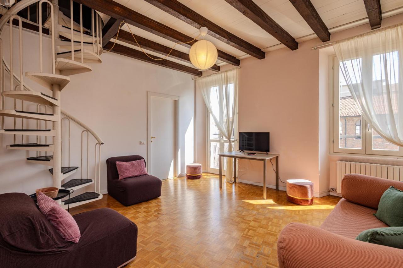 NEW! Elegante appartamento nel cuore di Pavia - Vittoria10! - Chambres d'hôtes Pavie