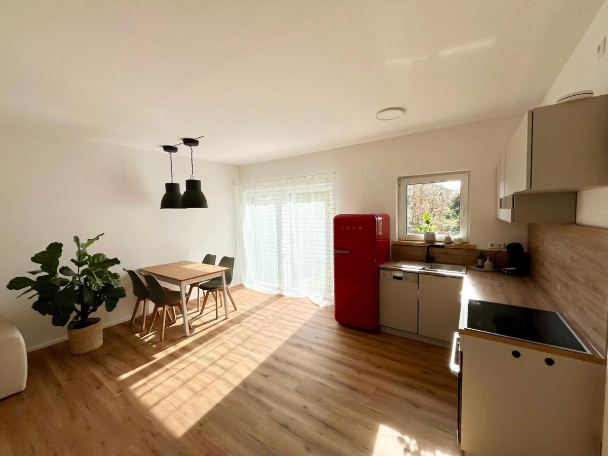 Ferienwohnung Talblick, Nähe Heidelberg - Bed and Breakfast Leimen