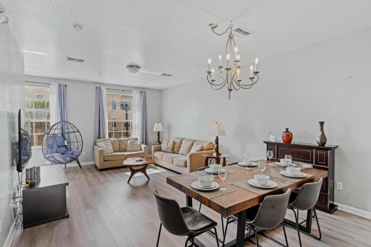 5038-24 Comfortable 3-Bedroom Getaway-Vista Cay - B&B Orlando