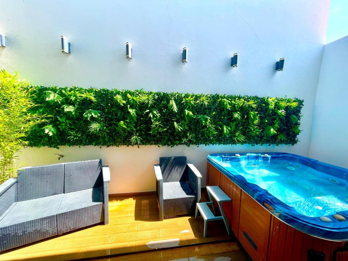 Private Hot Tub All Year Round - 25 min Lisbon - B&B Setúbal