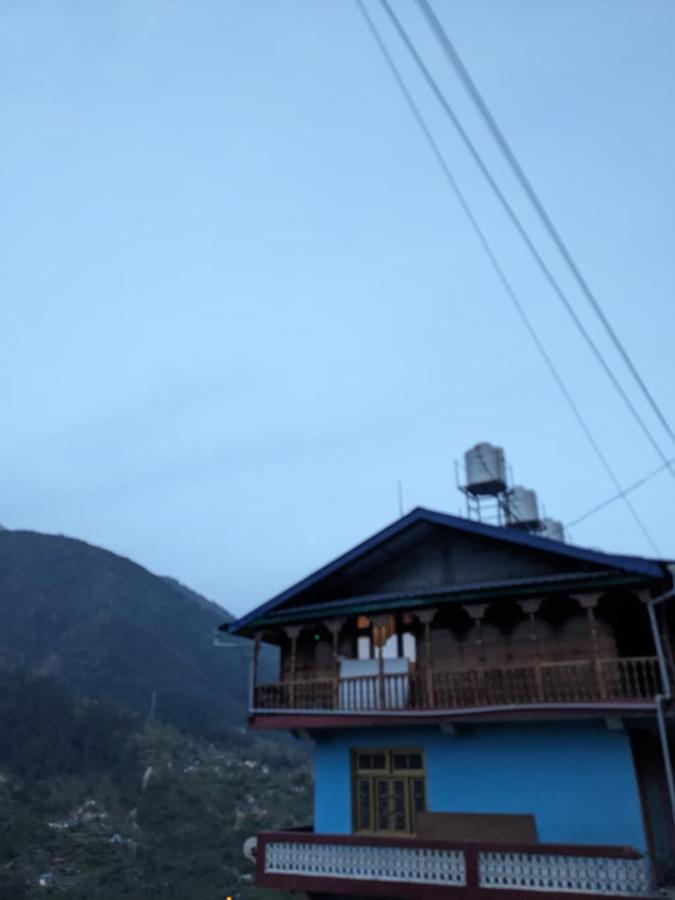 Jibhi Emberwood - Ferienwohnung Jābo