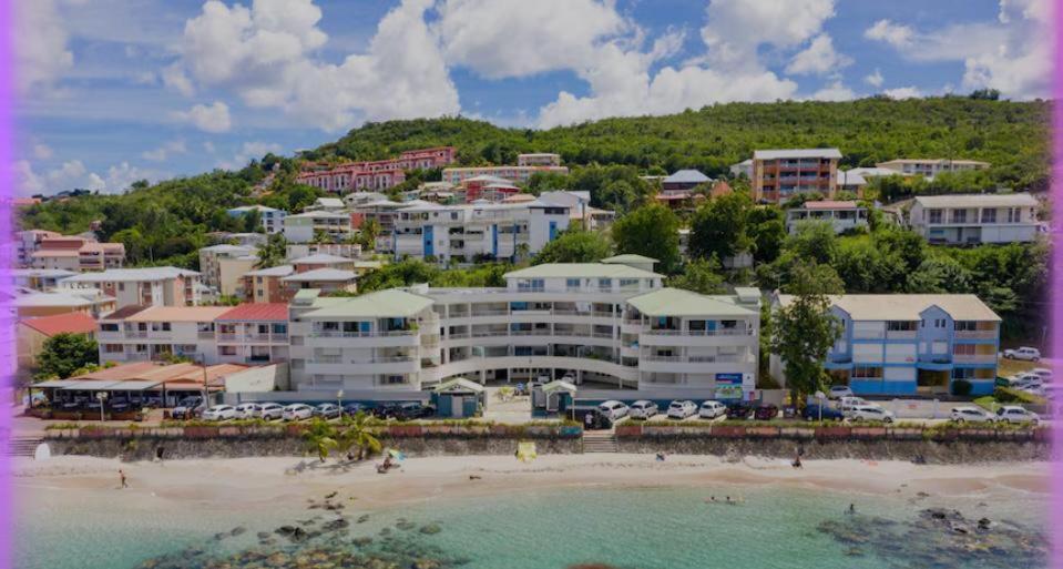 Paradis Ti Kaz vue mer - B&B Les Trois-Îlets