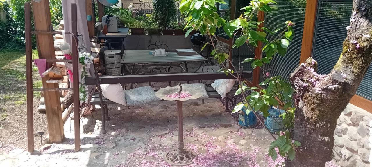 ROSE ROOM for 4 guests in Rose resort Ljubljana - B&B Lubiana