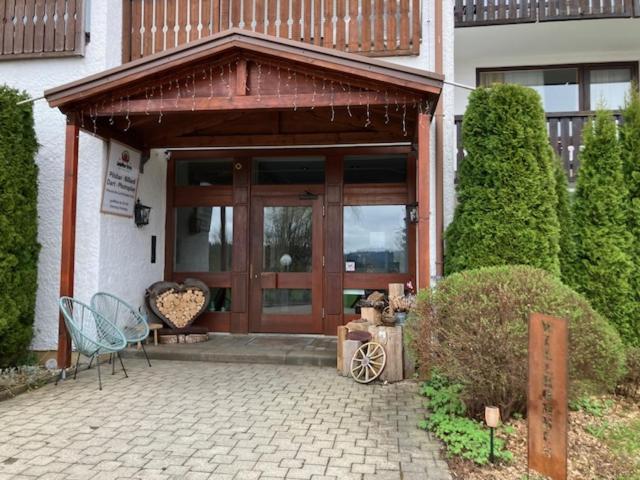 FeWo Alpenveilchen im Oberallgäu mit Pool, Sauna und tollem Ausblick vom großen Balkon - B&B Missen-Wilhams