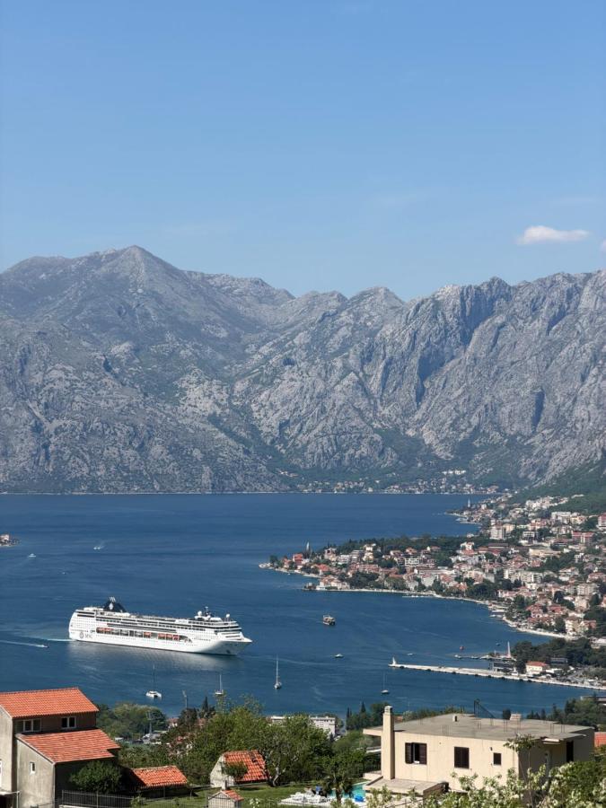 Azure Boka - Bed and Breakfast Trojica