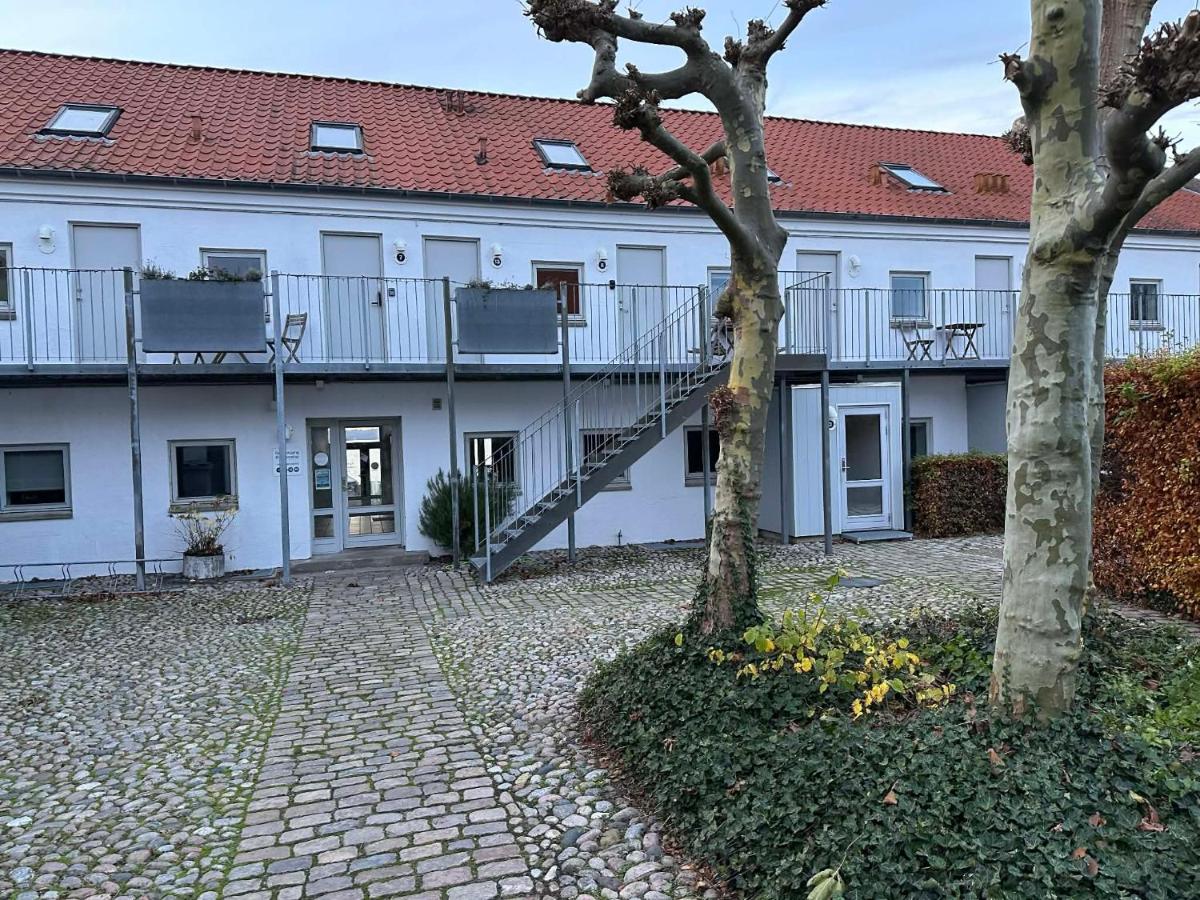 Panoramaudsigt og swimmingpool midt i Ebeltoft - B&B Ebeltoft