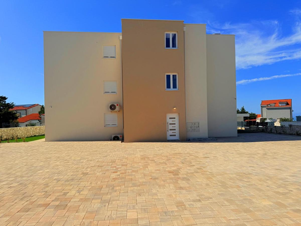 Casa Novalja Apartments - Chambres d'hôtes Novalja