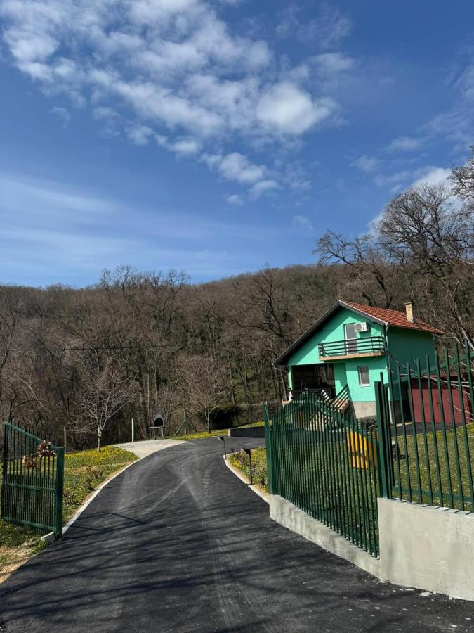 Fruškogorska bajka - B&B Velika Remeta