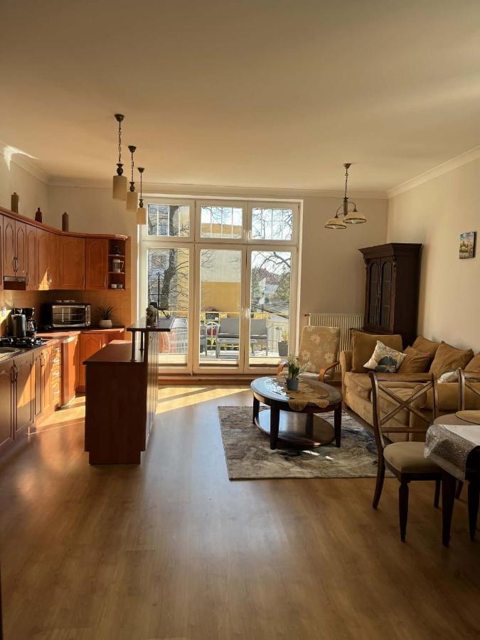 Apartament przy plaży, Żeromskiego 11 Ustka - B&B Ustka