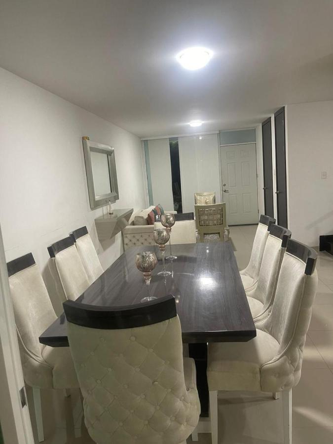 Casa Esquina Condominio Diomedes Daza Valledupar - Chambres d'hôtes Valledupar