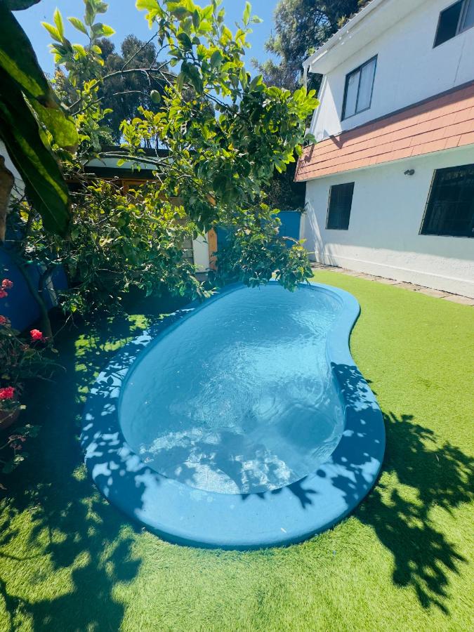 Gran Casa, Con Piscina, Estacionamiento y Vista al Mar - B&B Concón