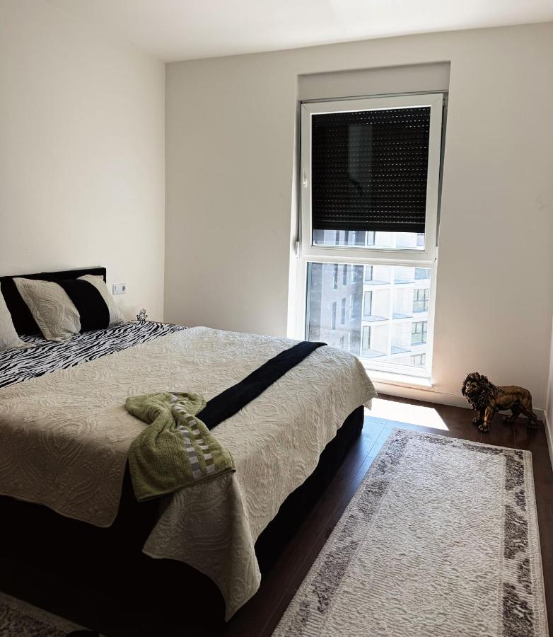 Lorddi Apartment - Ferienwohnung Pristina