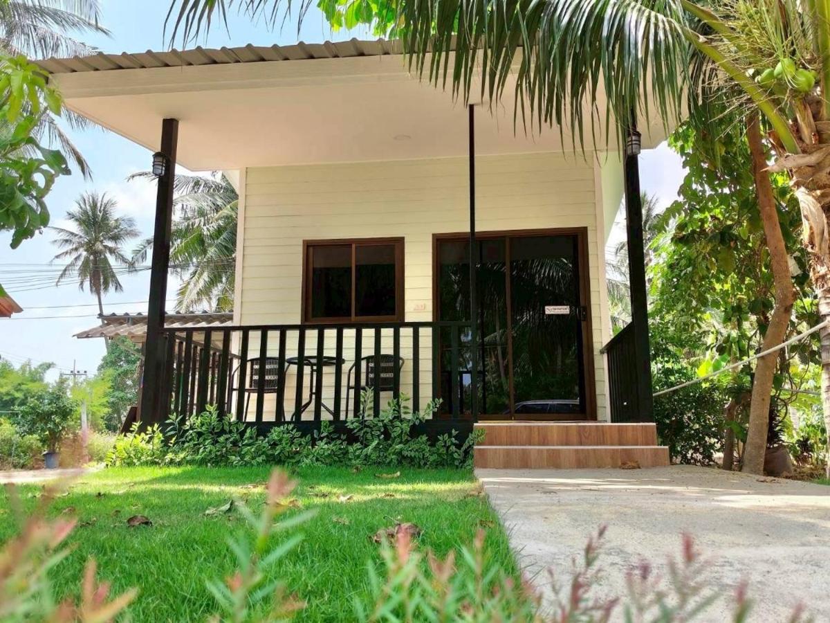 First Light Garden House - B&B Ko Pha Ngan
