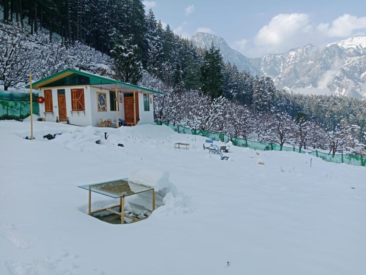 Private Farm Stay Sharanibehar by The 3 Arrows Hills - B&B Jari