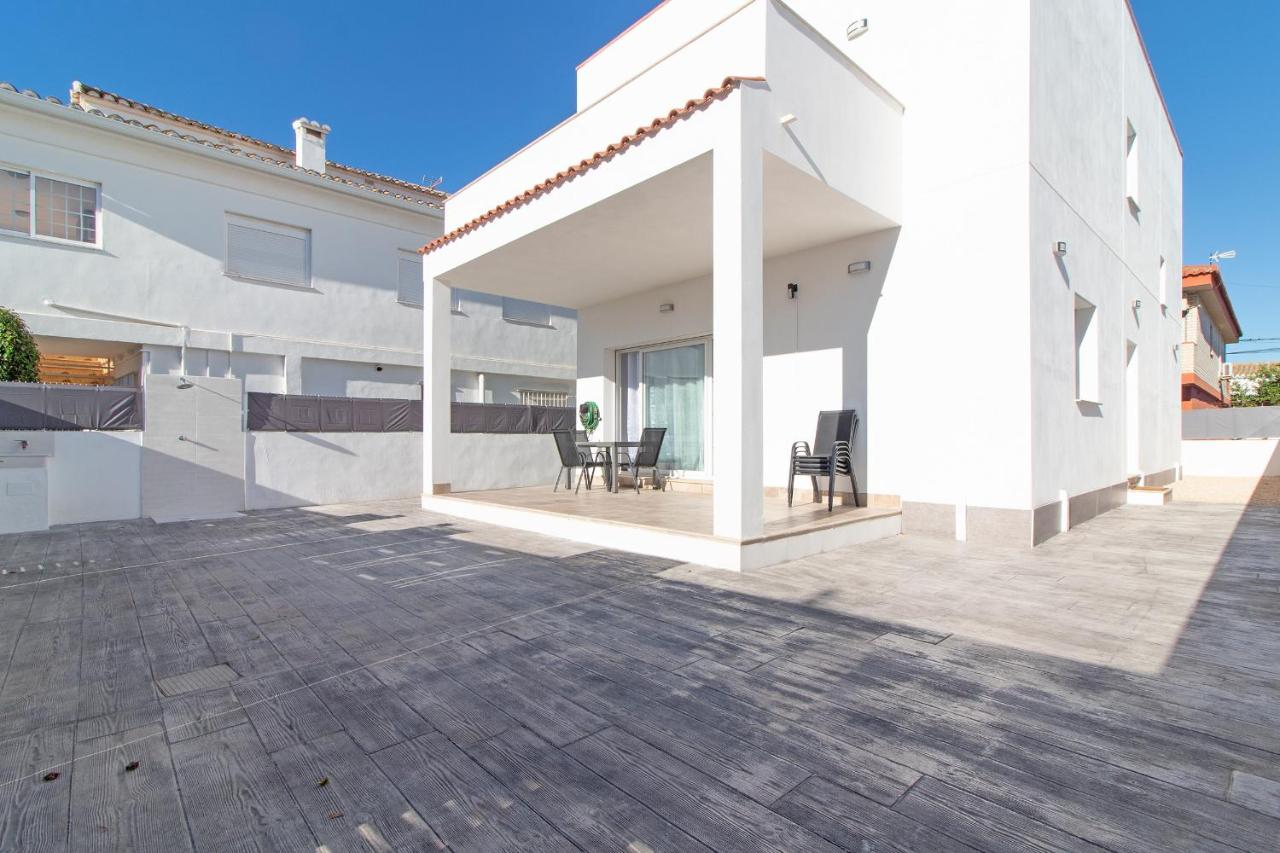 Global Vacacional, Moderno chalet en la playa de Almenara - B&B Almenara
