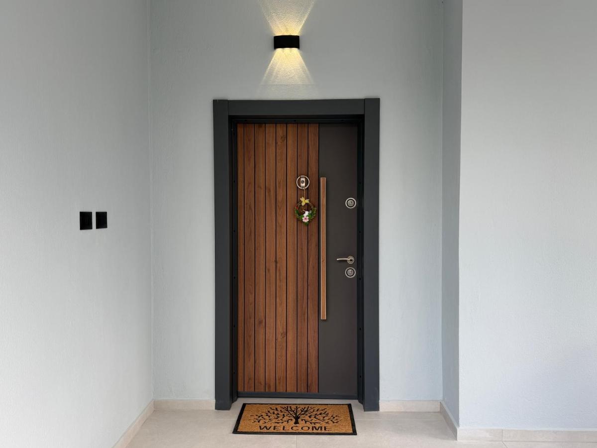 Santilianos Luxury Apartments - B&B Durazzo