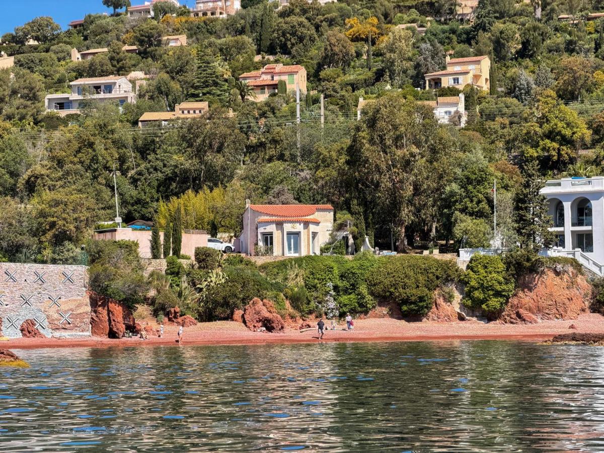La flémmardière dans une crique paradisiaque - B&B Saint-Raphaël