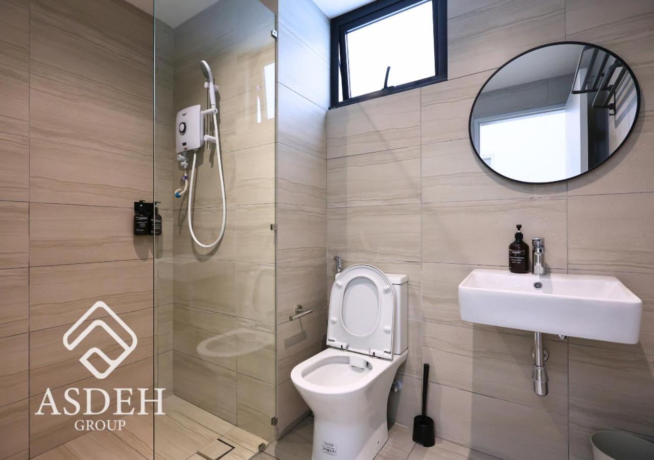2 Bedroom 2 Bathroom with City View