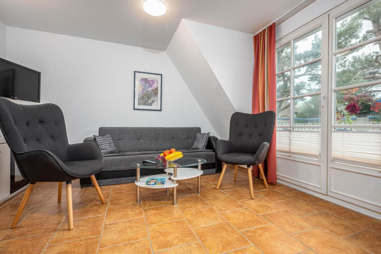 Achtern Diek Haus 4 Wohnung 6 - B&B Zingst