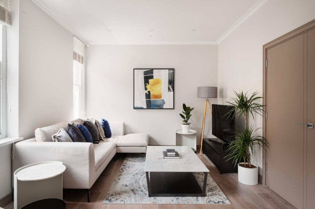 Stylish & Spacious 2-Bed Apartment in the Heart of Central London - Chambres d'hôtes Londres