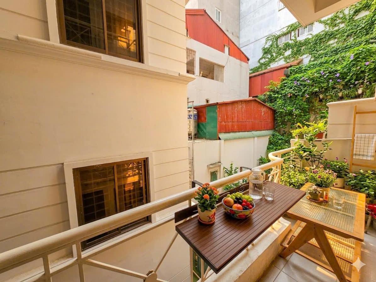 tg02 căn hộ rộng rãi có bancol tại Hà Nội - B&B Hanoi