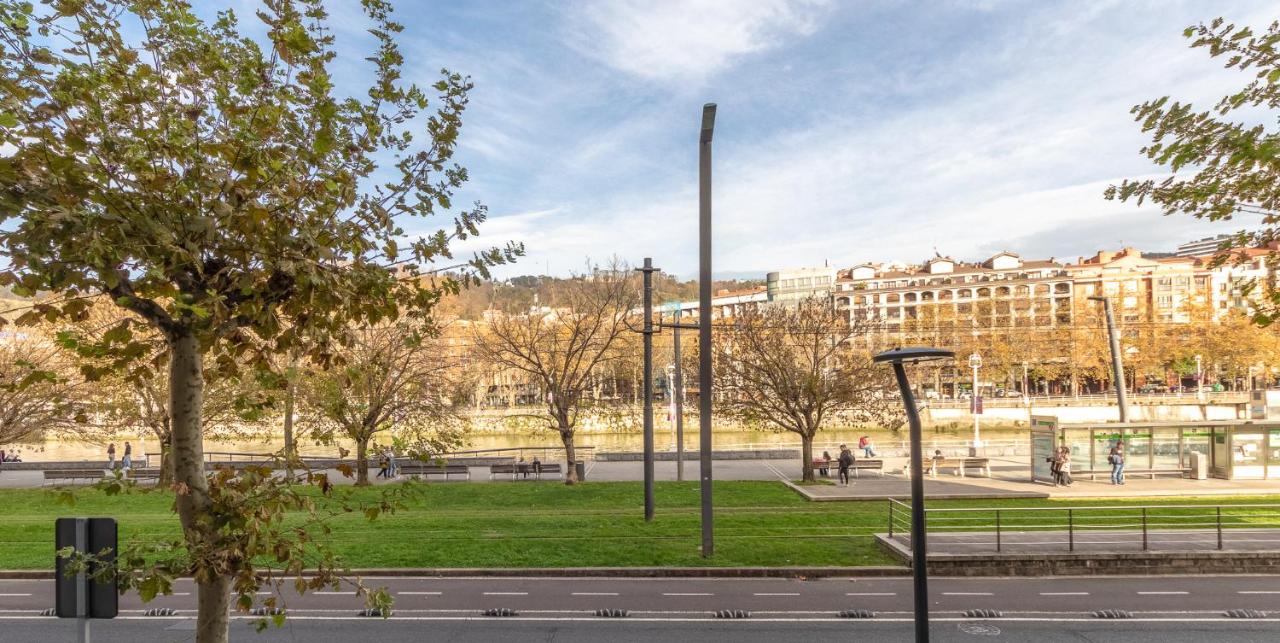 Sobre la Ría de Bilbao, vistas excepcionales - B&B Bilbao
