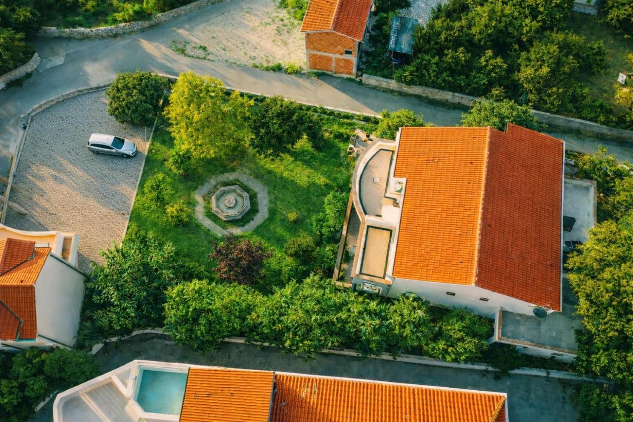 Apartments Sea La Vie - Bed and Breakfast Novalja