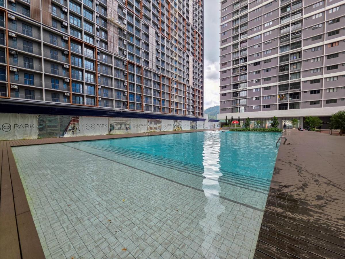 168 Park Selayang 2R1B by DV - Ferienwohnung Batu Caves