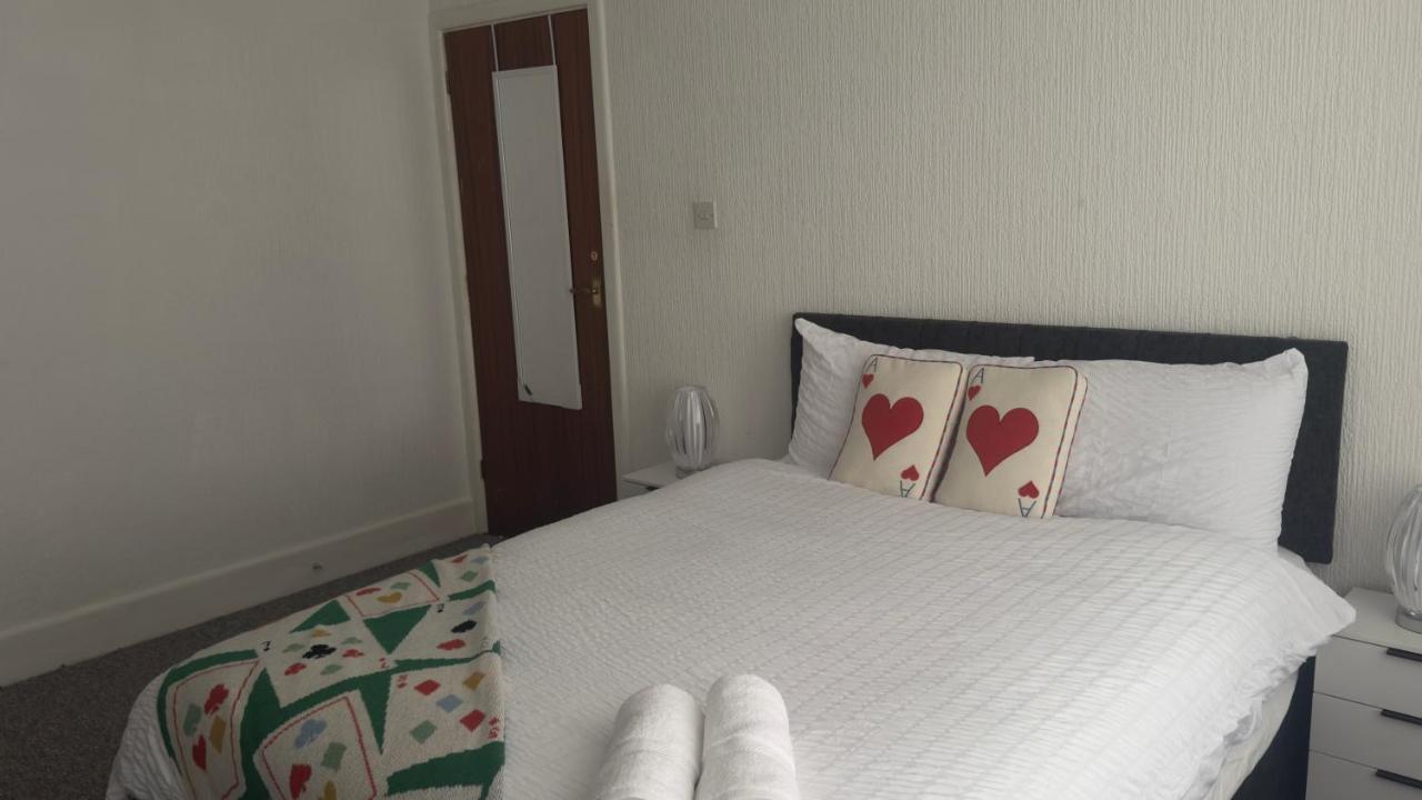 Royal Card Room, sheared house - Bed and Breakfast Bristol