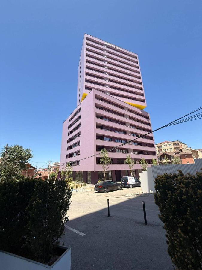 New Apartment at Rose Tower - Ferienwohnung Pristina