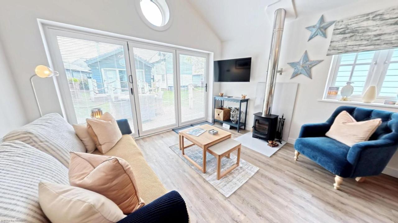 Half The World Away - Part of the The Bay Filey Holiday Village with pool, gym and direct beach access, pub, restaurant, tennis and meadows walks - Chambres d'hôtes Filey