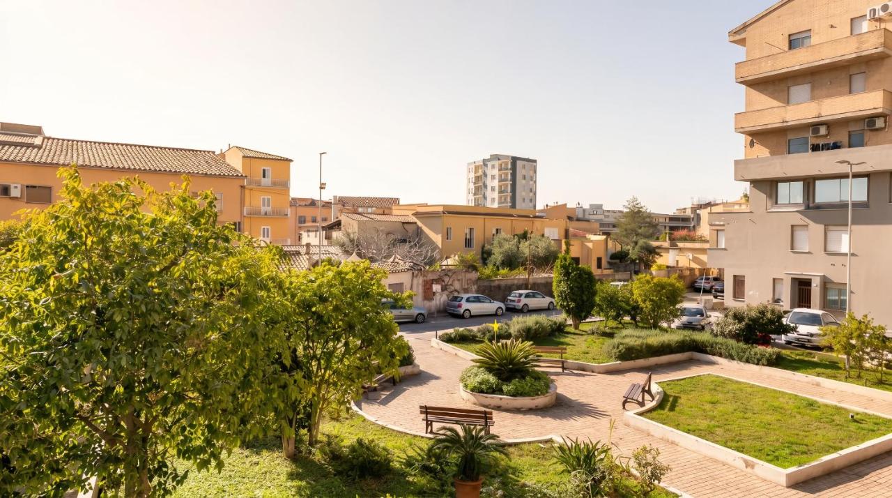 Dimoras 3BR City Center Balcony & Parking - B&B Olbia