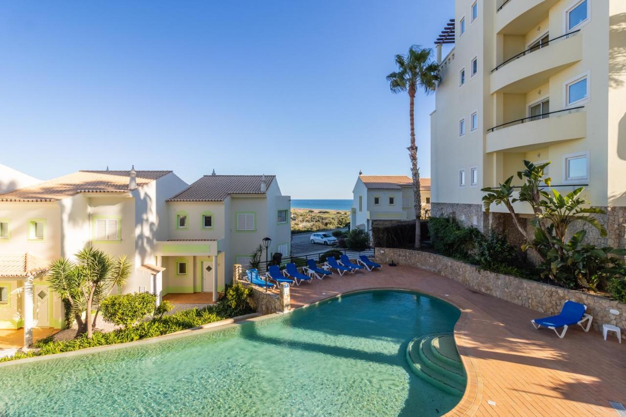 Quinta de Sao Roque 2 Bed Apartment - MF9B - B&B Odiáxere