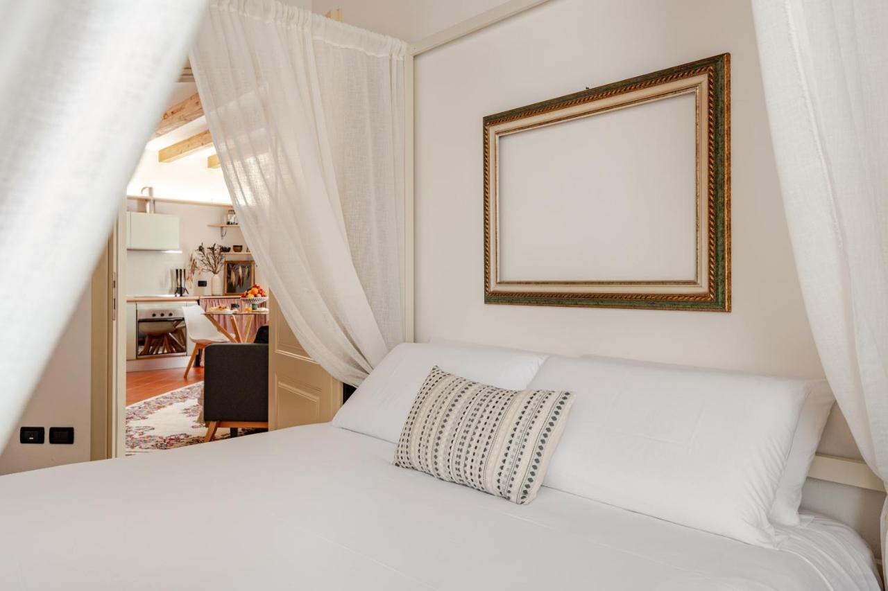 Casa Enzo - Old Town & Station - AC, Free Parking - Family & Business - Chambres d'hôtes Modène