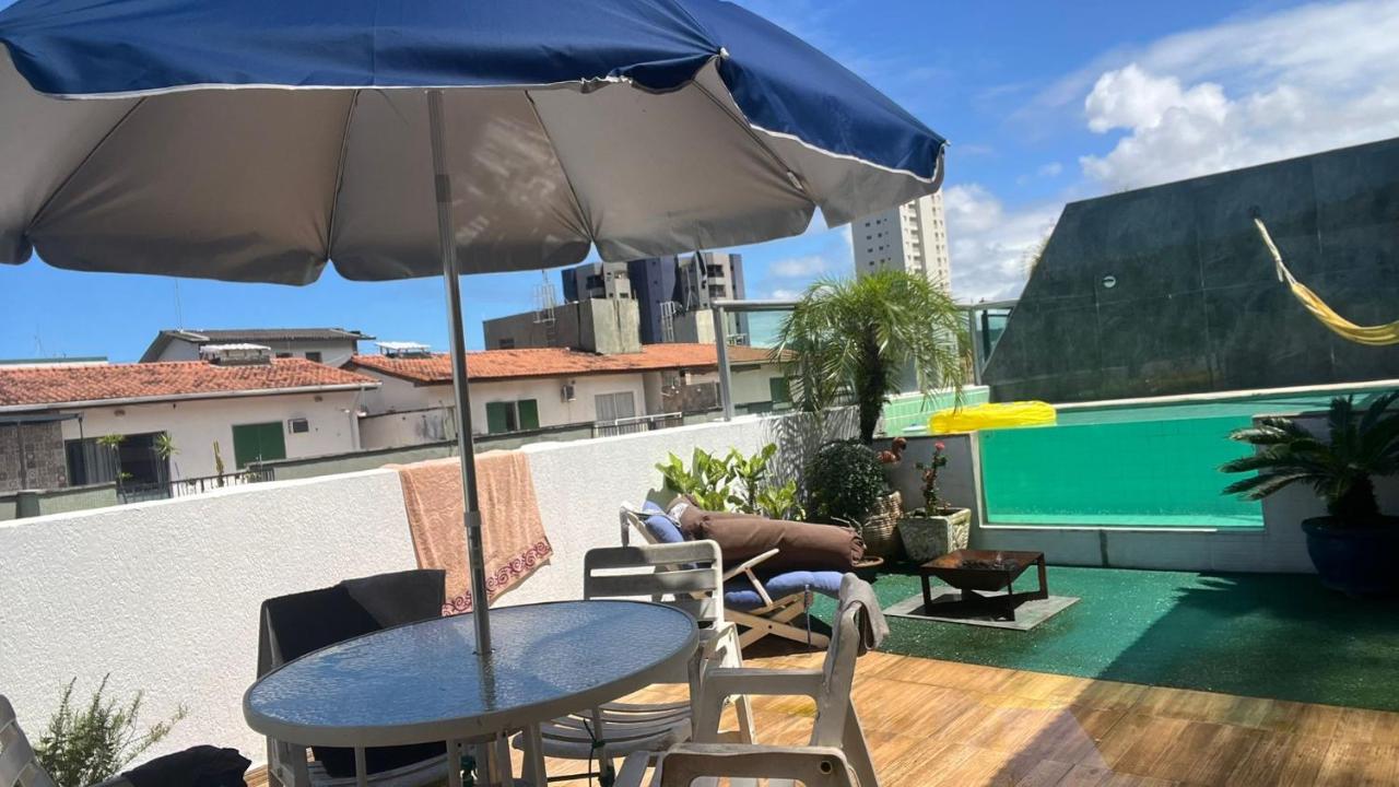 Private pool, close to the beach, and pet-friendly - Bed and Breakfast Guarujá