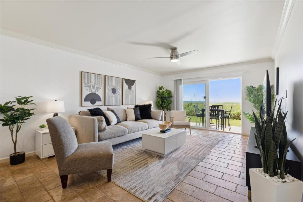 Ground Floor Walkout Oceanfront Apartment with Patio - Unit 3