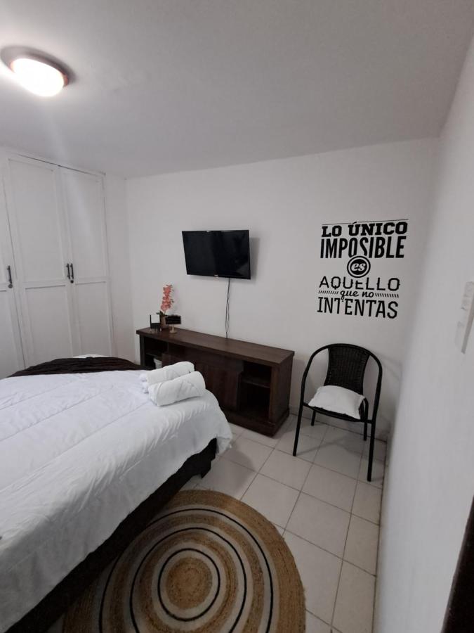 Habitación Execelente Ubicacion Frente al c comercial Unico - B&B Barranquilla