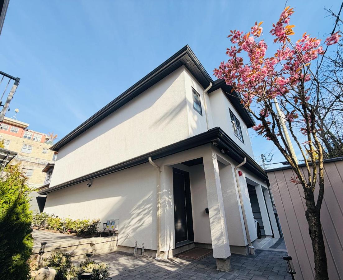 Brand-new Luxury Dunbar 3BR Home - Sleeps 6 - Near UBC, Parks, Beaches & Shops - Chambres d'hôtes Vancouver