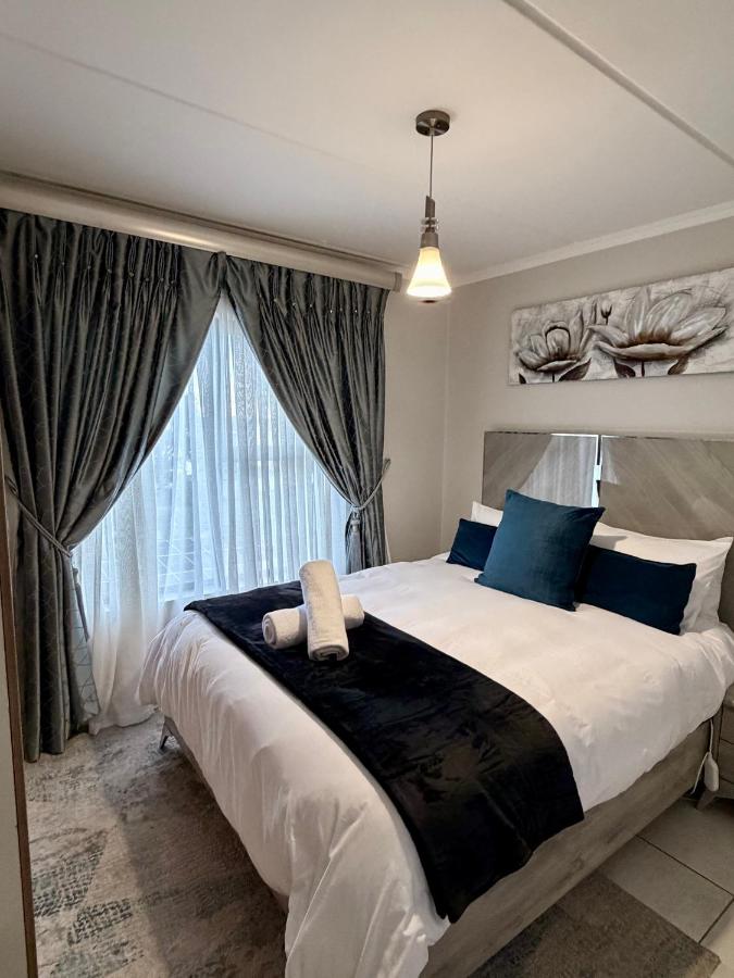 Charming Oasis in the East - B&B Boksburg