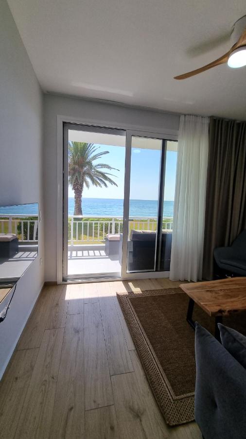 Seafront Bliss Apartment Skala Fourkas - B&B Skála Foúrkas