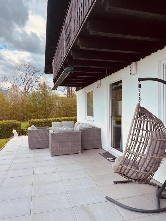 VILLA CATALEYA - Seehaus am Attersee - Privater Steg und Badeplatz - 8 Personen - Ferienwohnung Dexelbach