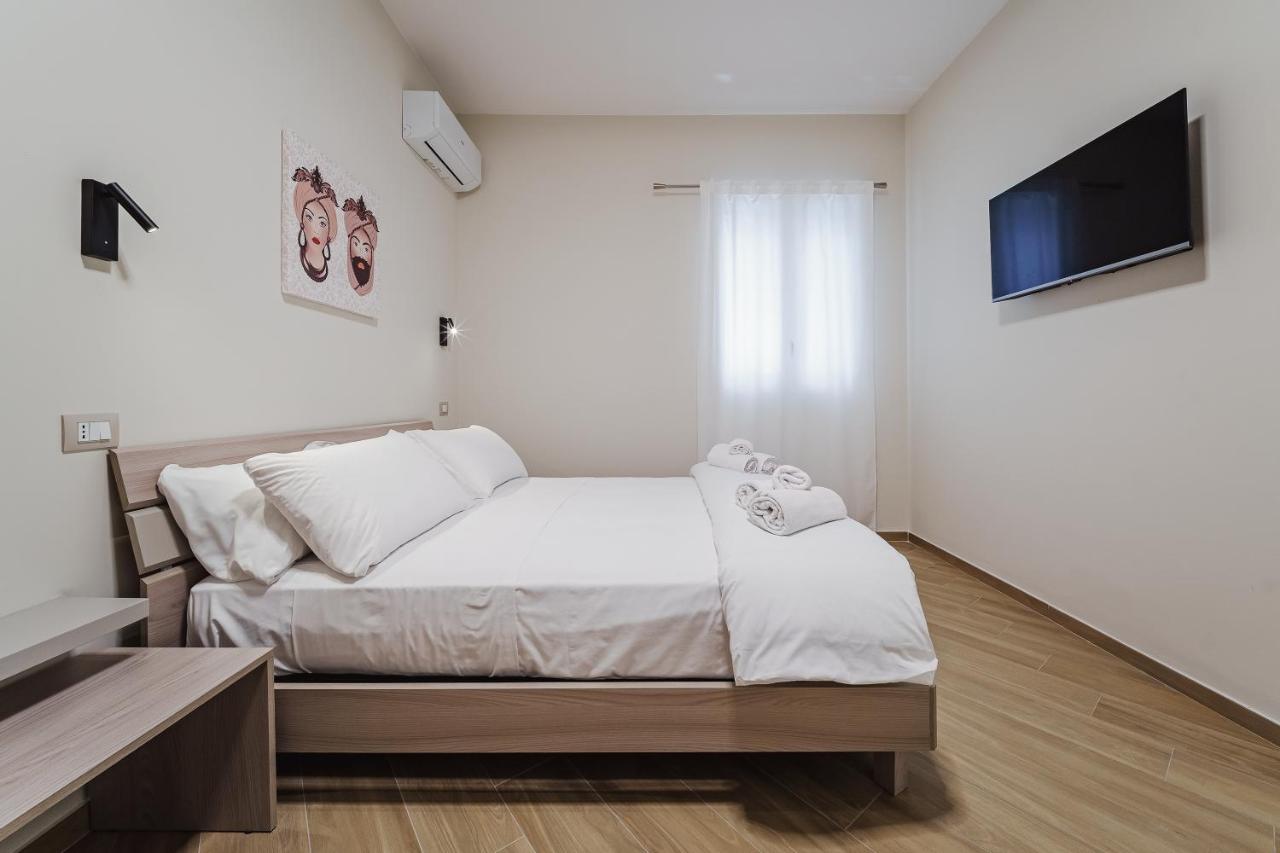 Samy's Apartment - Grey - Bed and Breakfast Palermo