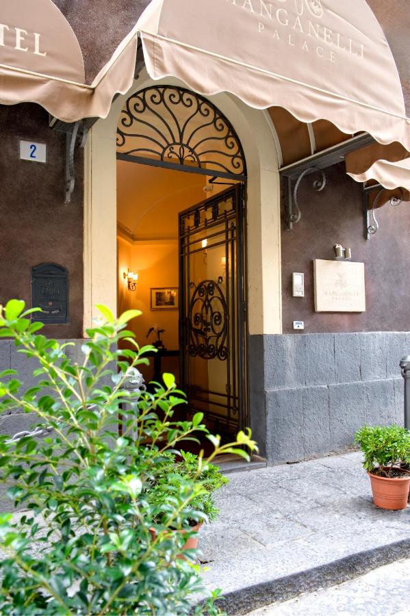 B&B Catania - Hotel Manganelli Palace - Bed and Breakfast Catania