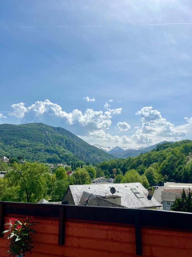 Sanctuary Belvedere Terrace & Mountain Panorama - Bed and Breakfast Lourdes