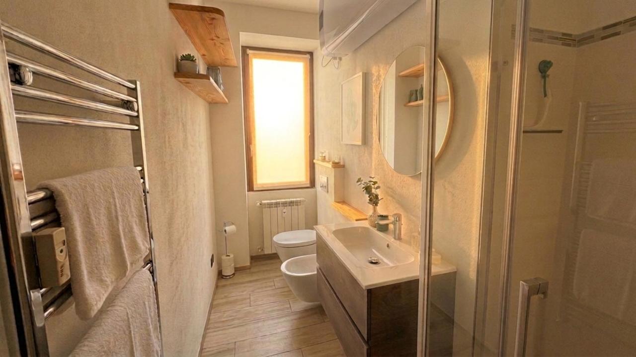 Italia 179 - bilocale in posizione strategica - B&B Tirano