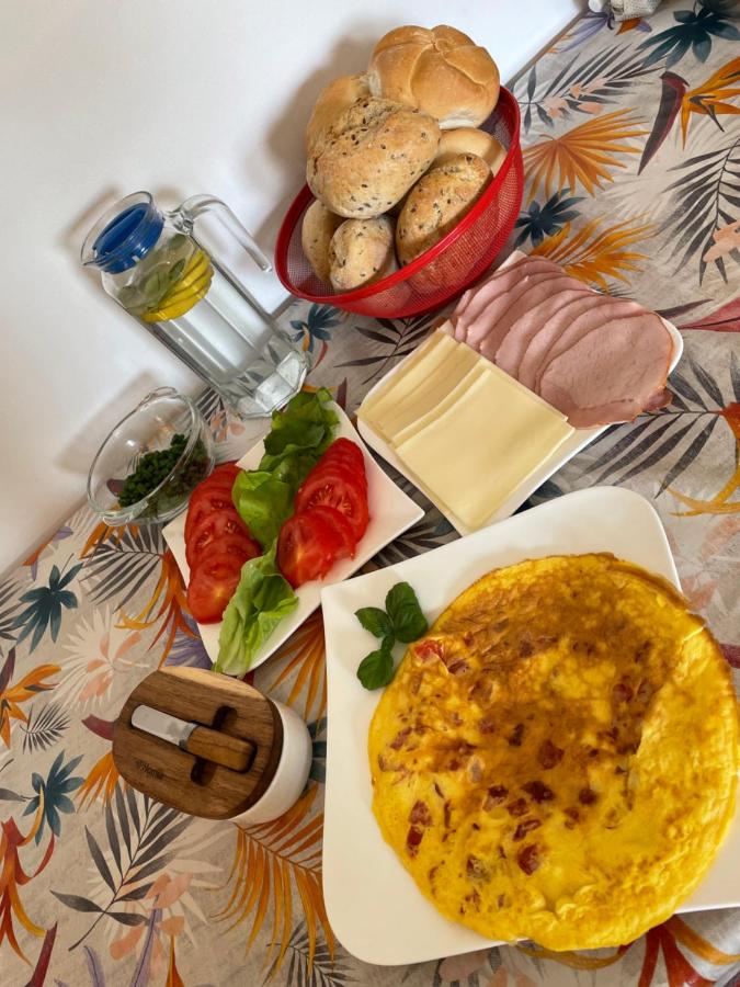 FarmaKolonia2 - Ferienwohnung Zabiele