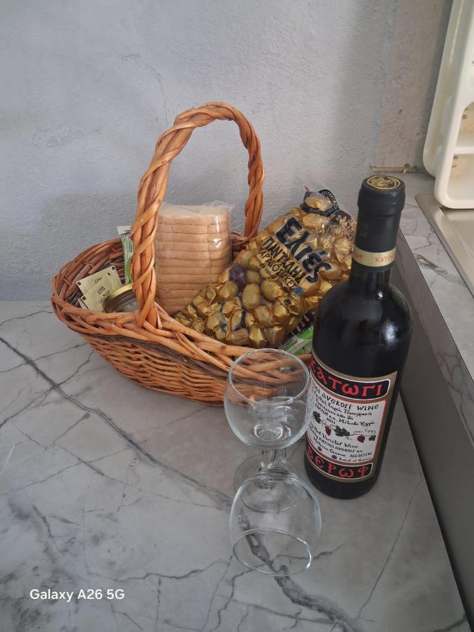 Irina's Stoudio 7 - B&B Psakoúdia