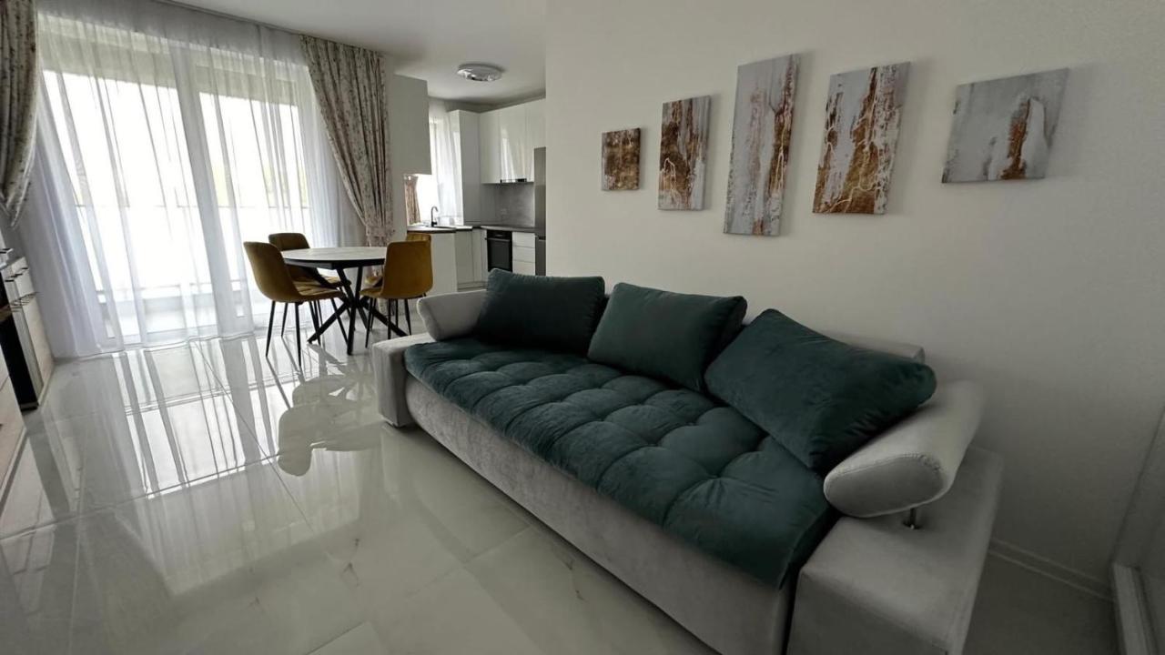 R O Y A L Apartment by 50 shades - Ferienwohnung Baia Mare